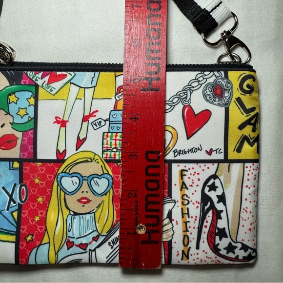 Brighton Glam Girl Crossbody Pouch Bag Purse Tom Clancy Fashionista NWOT - Picture 4 of 6